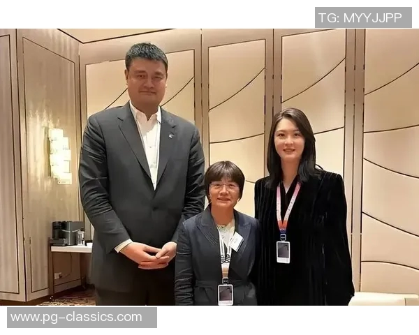 姚明即将加盟NBA引发球迷热议期待新传奇的诞生