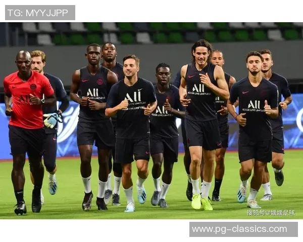 意甲激战AC米兰大胜巴黎圣日耳曼神奇扑救点燃全场热情与转会传闻