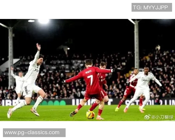 英超激战AC米兰逆转波尔图补时绝杀引发争议判罚全场沸腾