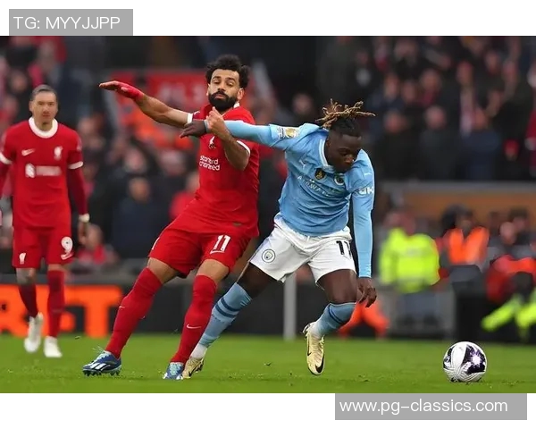 世界杯焦点战：多特蒙德与曼城激战成和神扑瞬间引爆全场激情