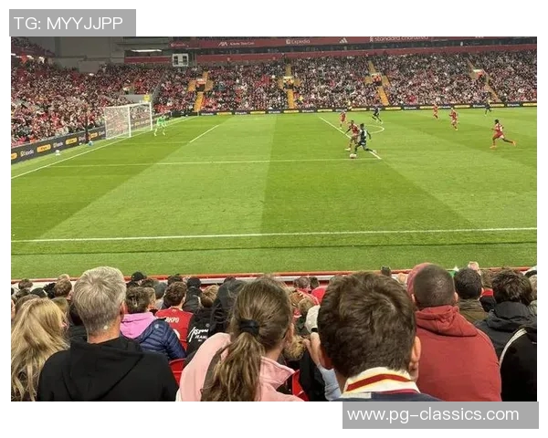 世界杯激战利物浦小胜巴黎红牌争议引发全场热议