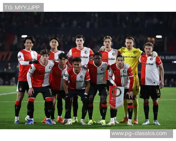 友谊赛精彩回顾曼联与AC米兰2比2平点球大战引发热烈讨论